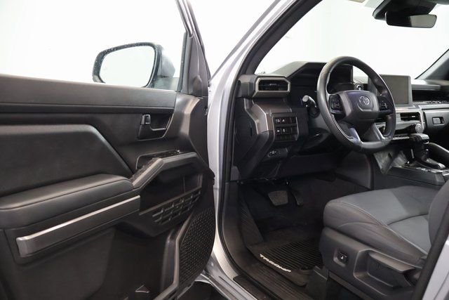 Certified 2025 Toyota Tacoma SR5 image 9