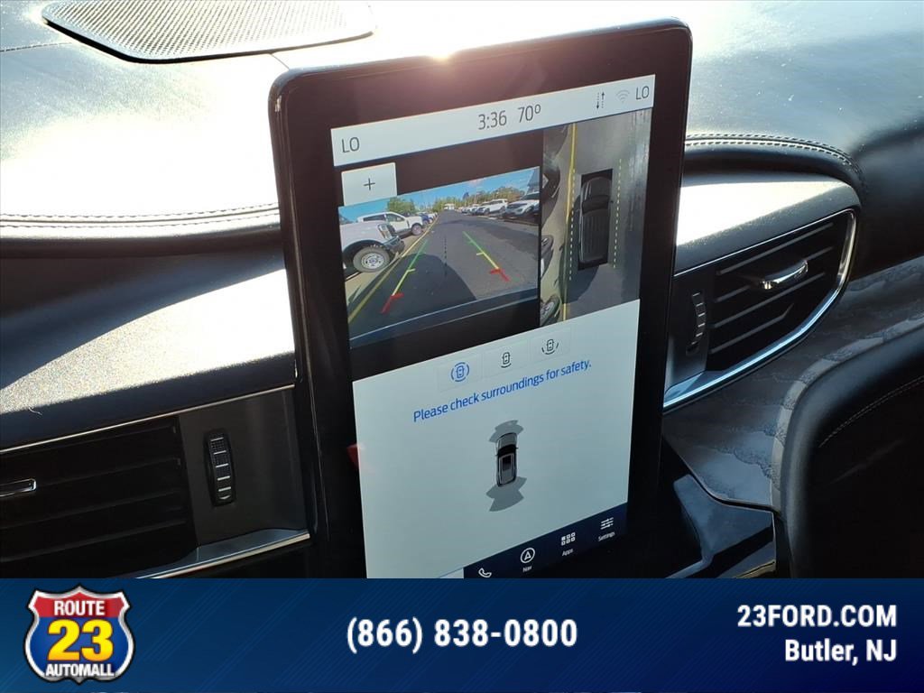 Certified 2022 Ford Explorer Platinum w/ Equipment Group 601A image 19