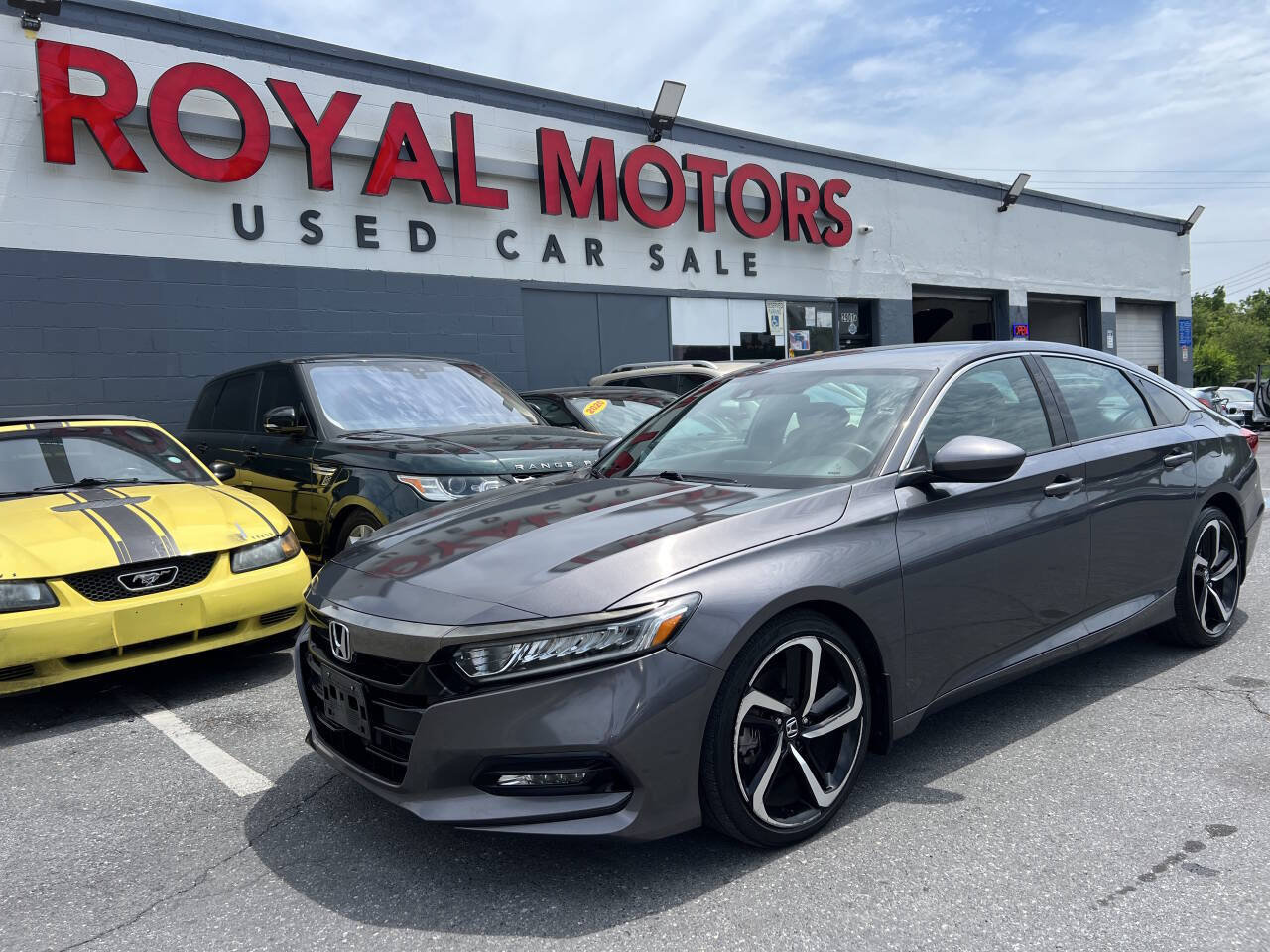 Used 2018 Honda Accord Sport image 1