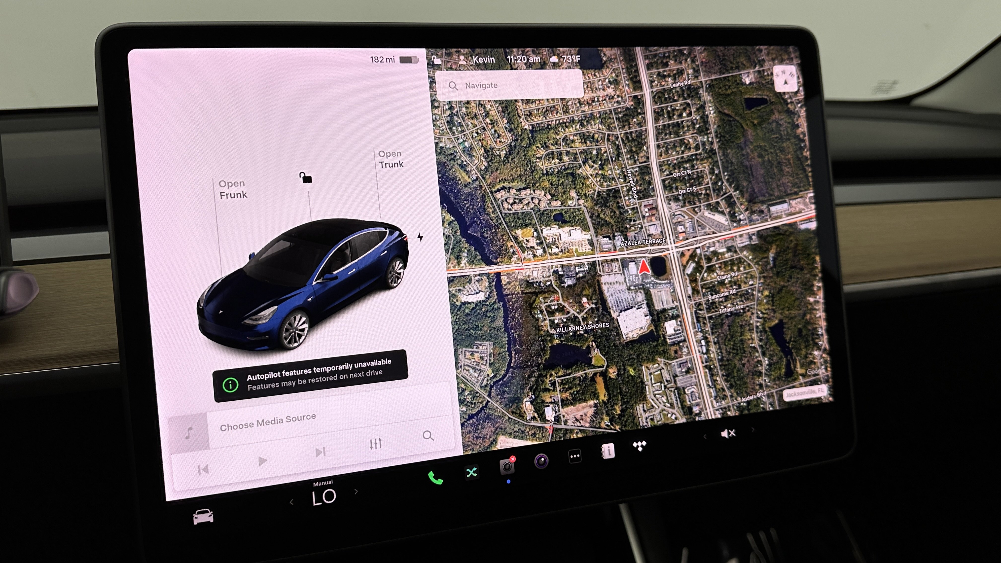 Used 2018 Tesla Model 3 Long Range image 17