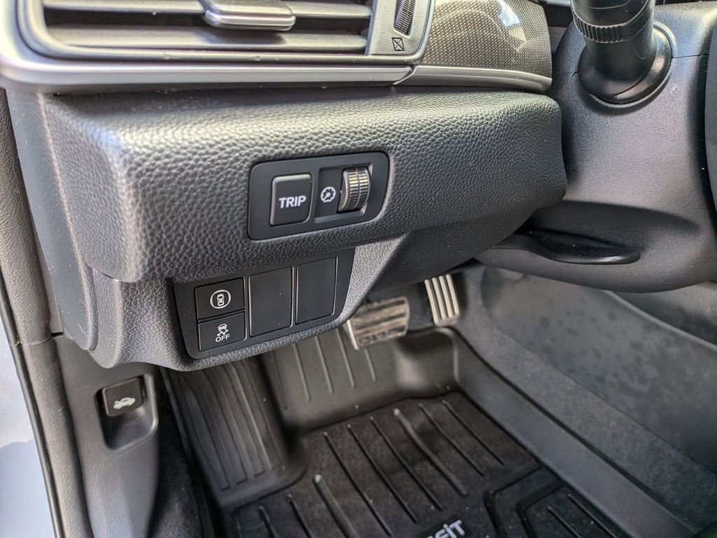 Used 2022 Honda Accord Sport image 15