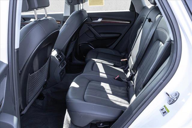 Used 2023 Audi Q5 2.0T Premium w/ Convenience Package image 21