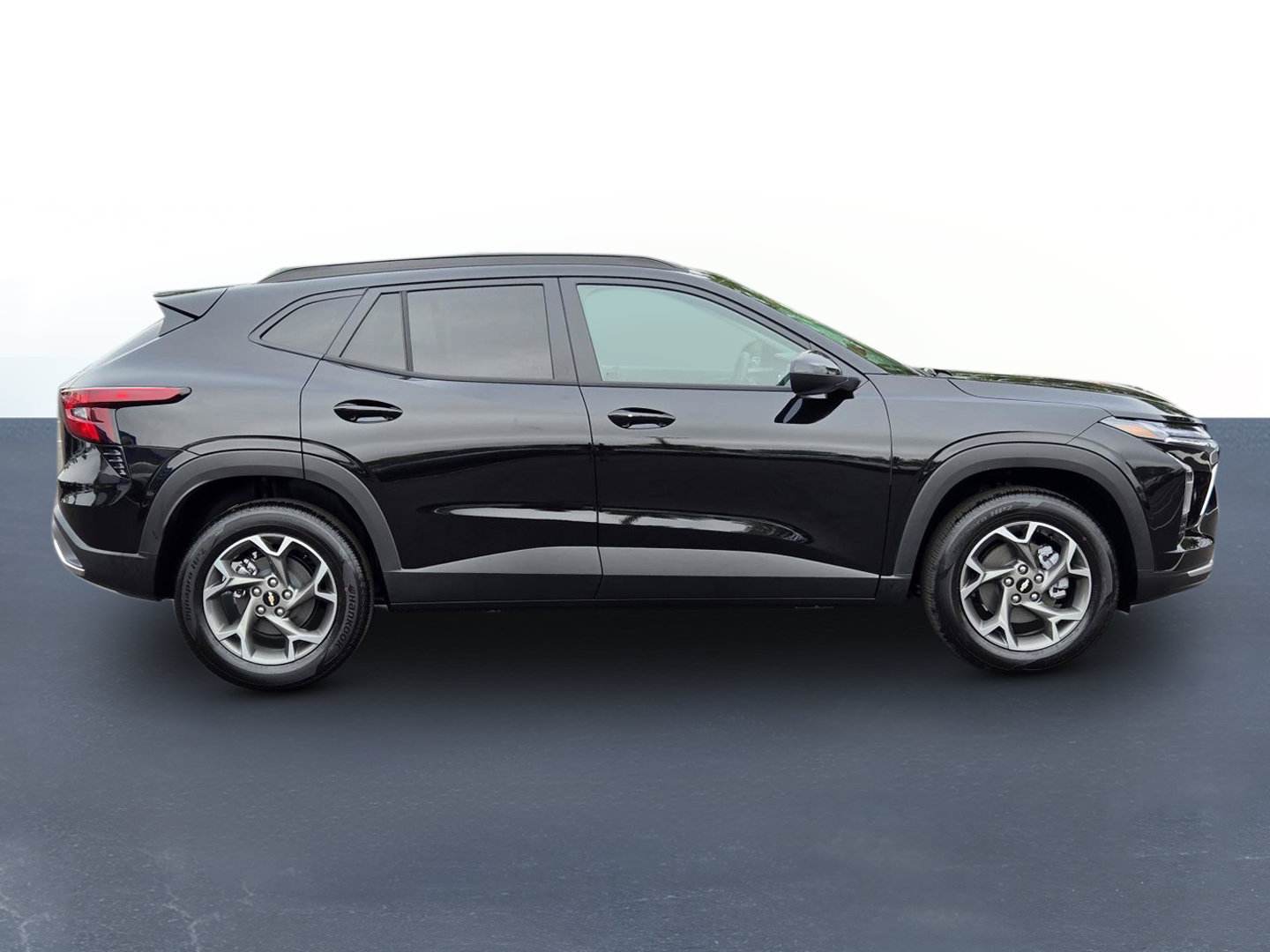 New 2026 Chevrolet Trax LT w/ LT Convenience Package FWD image 34