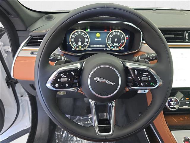 New 2026 Jaguar F-PACE R-Dynamic S image 16