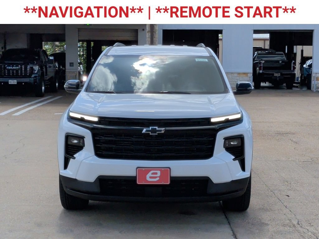 New 2027 Chevrolet Traverse LT w/ Midnight/Sport Edition FWD image 2