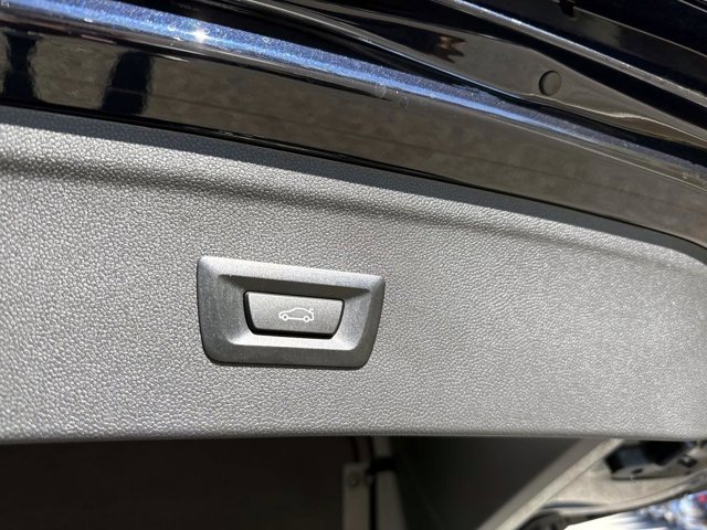 New 2026 BMW iX xDrive45 w/ M Sport Package image 12