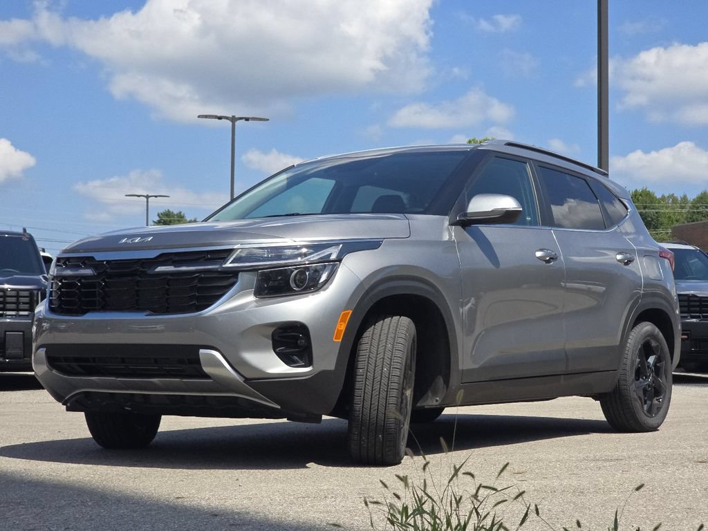 Used 2026 Kia Seltos EX w/ EX Sunroof Package AWD/4WD image 14