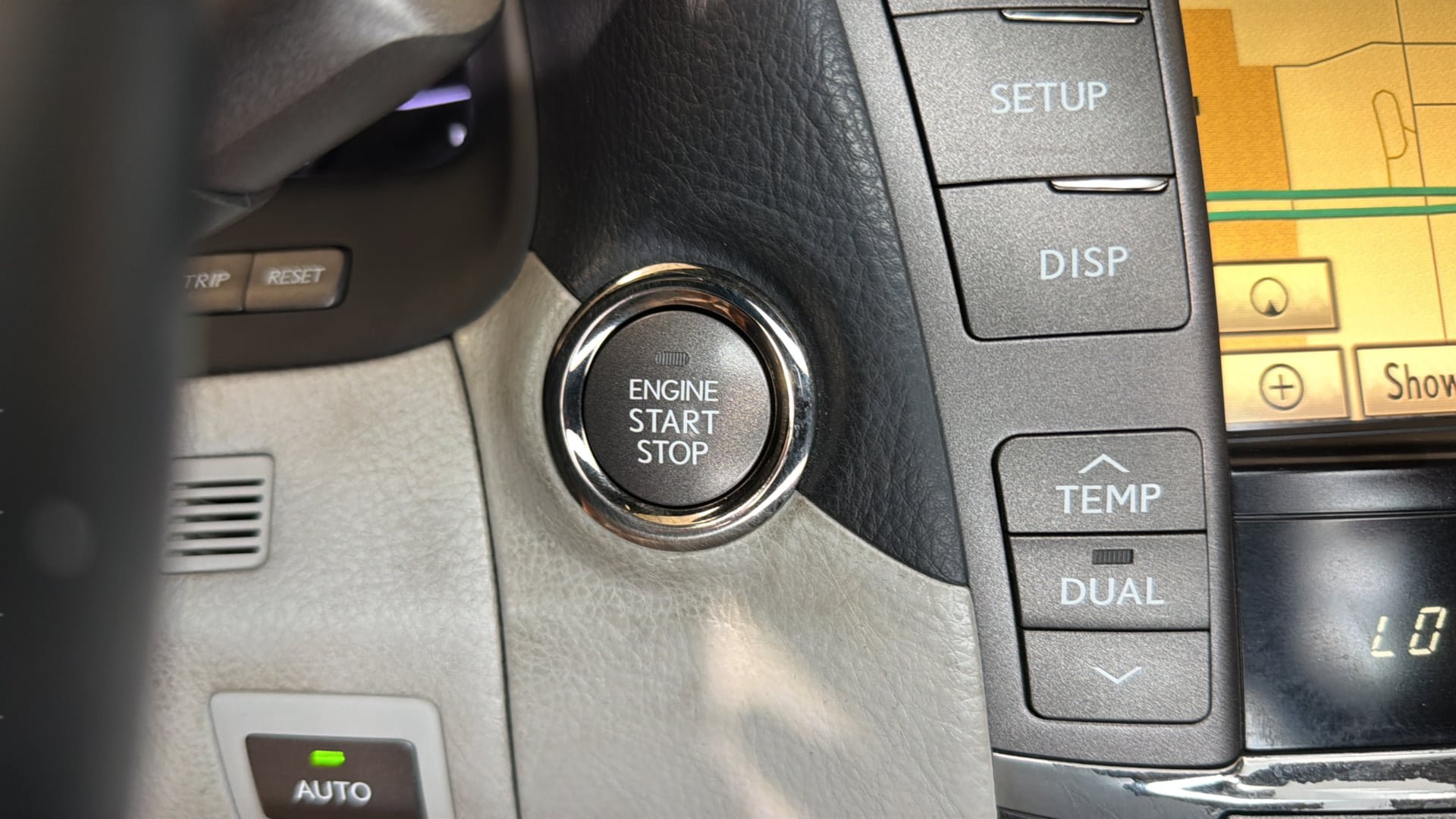 Used 2012 Lexus LS 460 w/ Luxury Value Edition RWD image 24