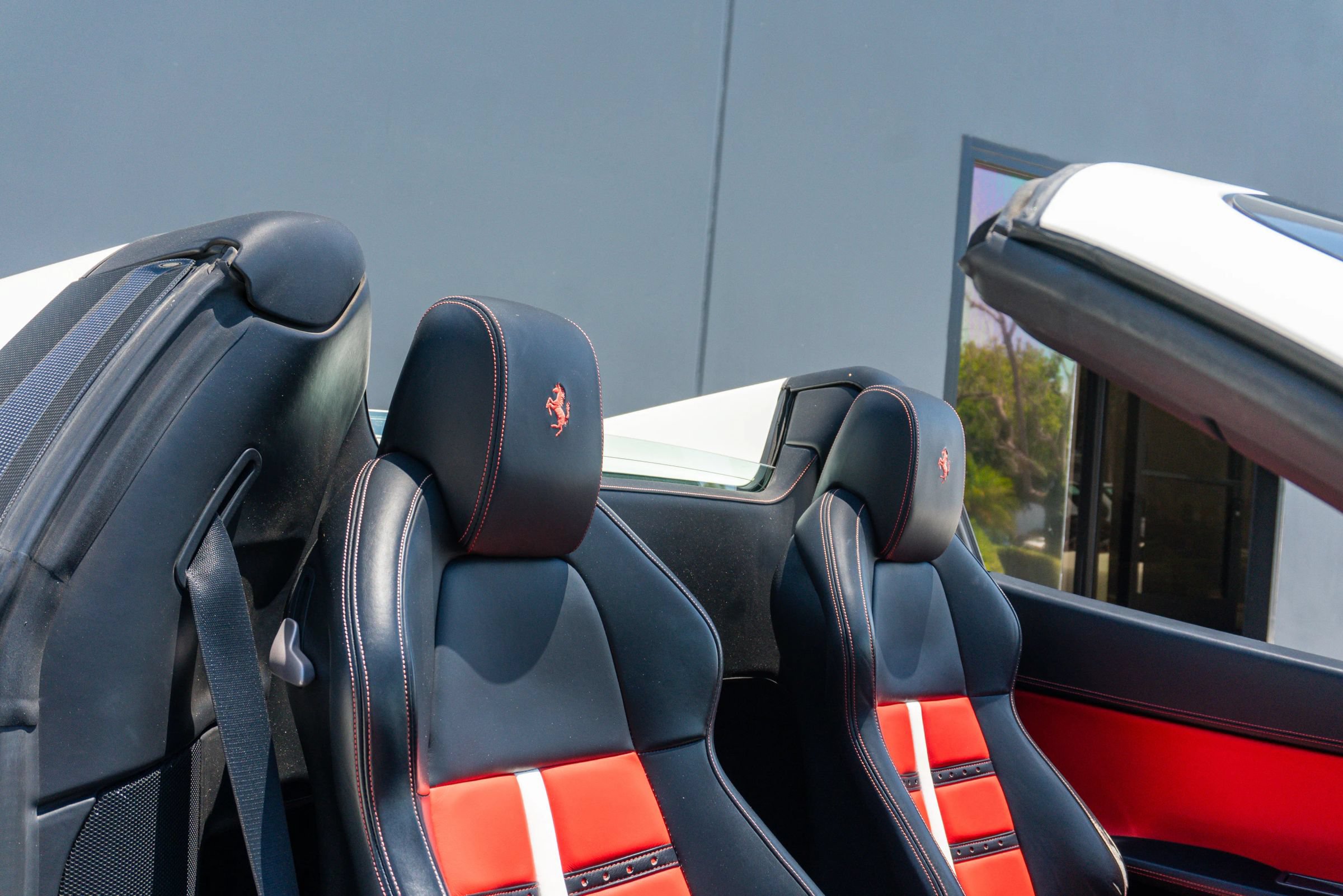 Used 2014 Ferrari 458 Spider RWD image 14