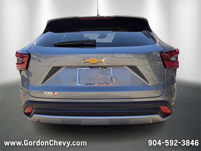 Certified 2025 Chevrolet Trax LT w/ LT Convenience Package image 4
