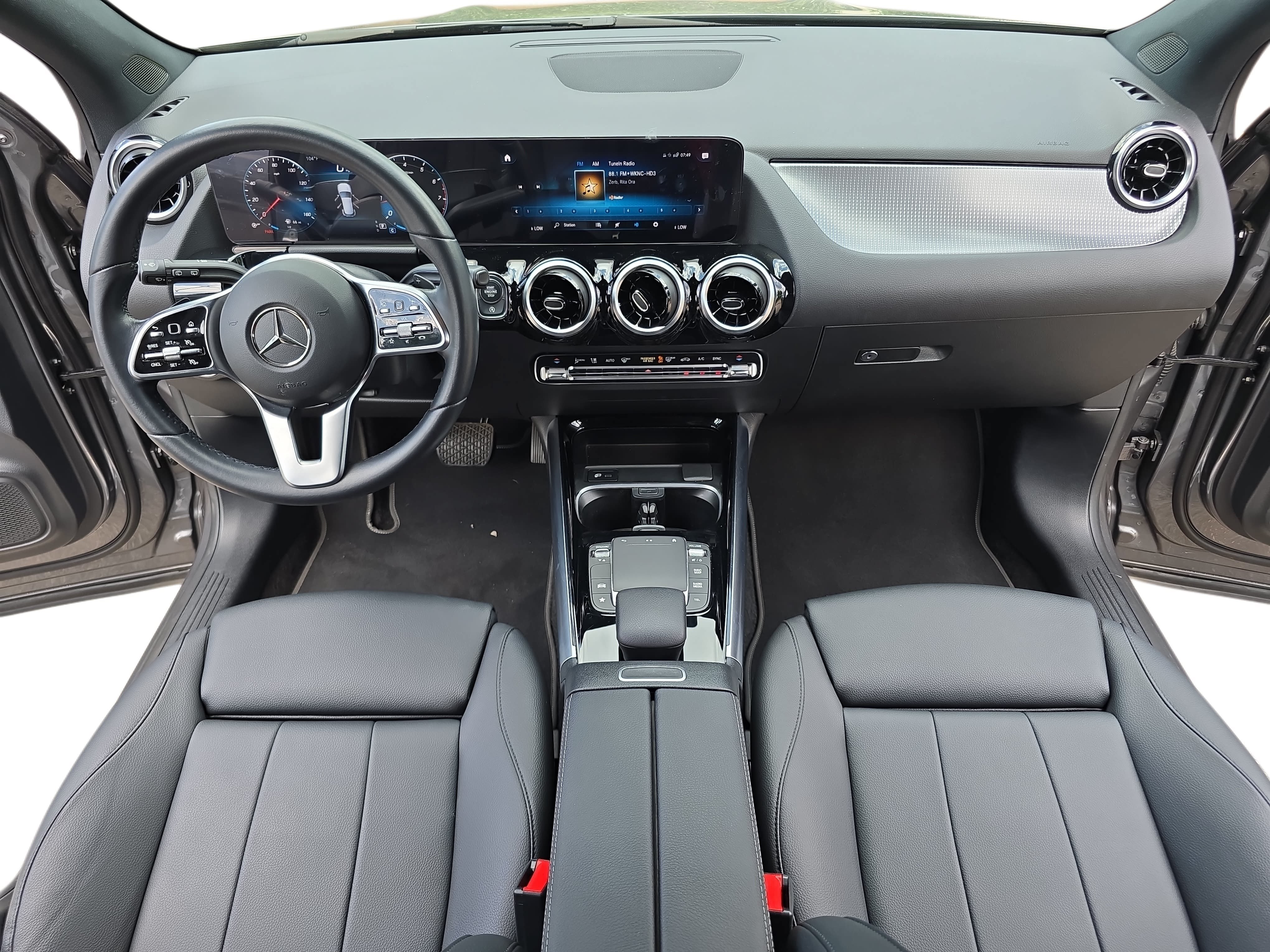 Used 2023 Mercedes-Benz GLA 250 image 9