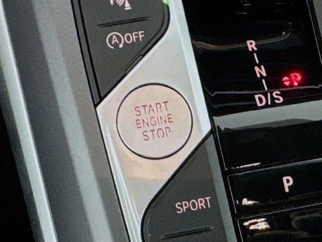Used 2025 BMW 230i Coupe w/ Premium Package RWD image 18