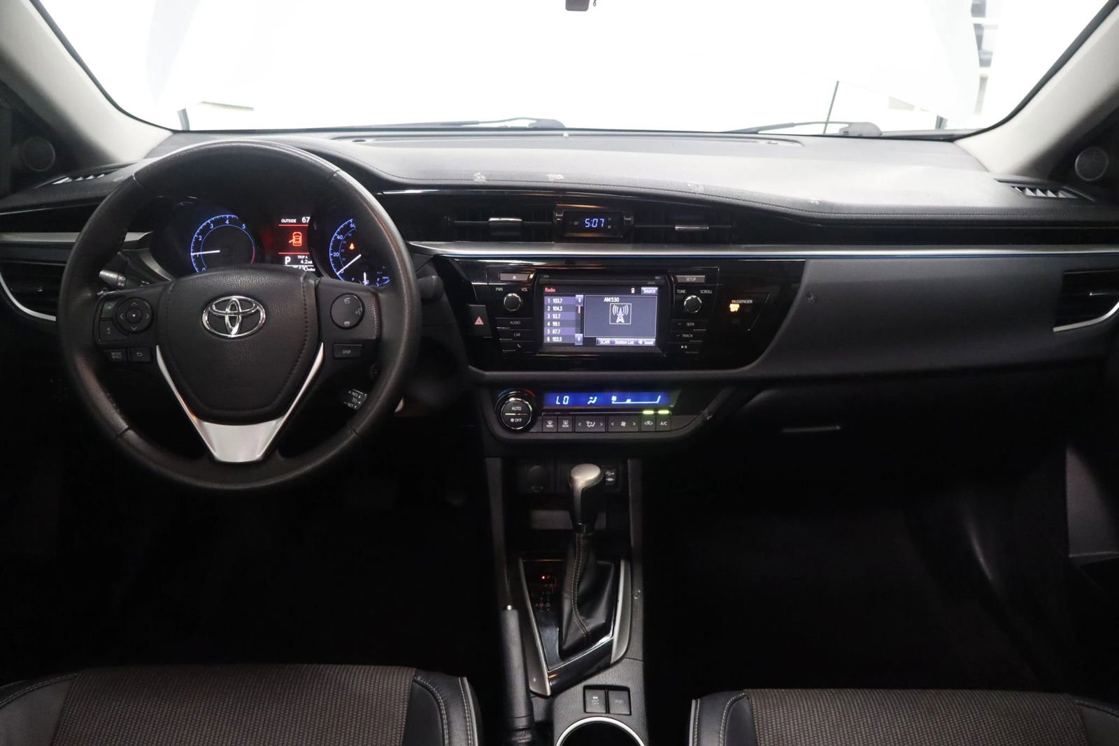 Used 2014 Toyota Corolla S image 17