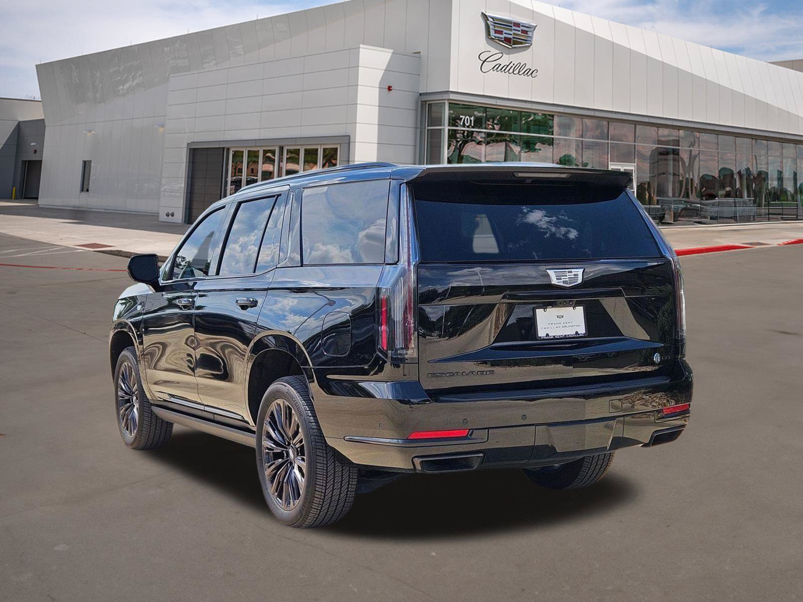 Certified 2025 Cadillac Escalade Sport w/ LPO, ONYX Package AWD/4WD image 4