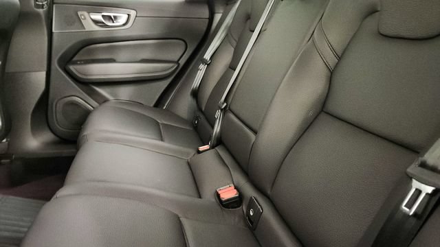 Certified 2023 Volvo XC60 T8 Plus AWD/4WD image 28