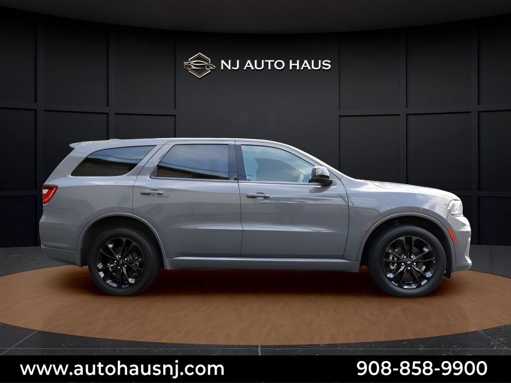 Used 2022 Dodge Durango SXT w/ Blacktop Package AWD/4WD image 12