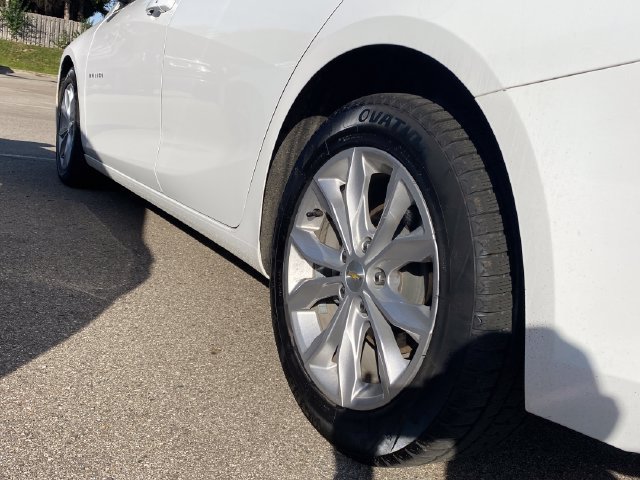 Used 2023 Chevrolet Malibu LT FWD image 37