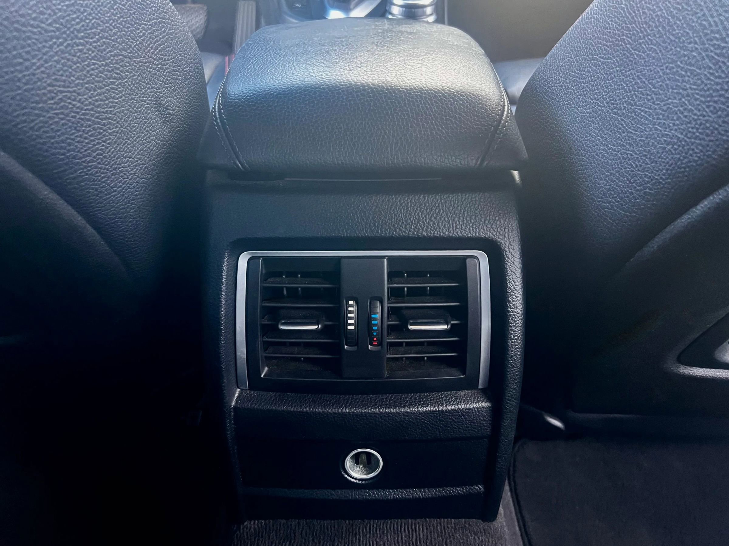 Used 2017 BMW 330i Sedan RWD image 24