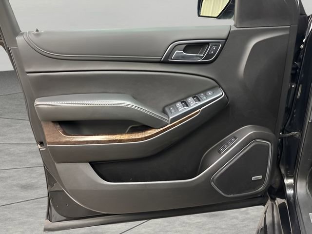Used 2020 Chevrolet Tahoe LT w/ LT Midnight Edition image 10