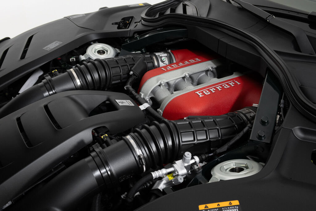 Used 2026 Ferrari Purosangue AWD/4WD image 27