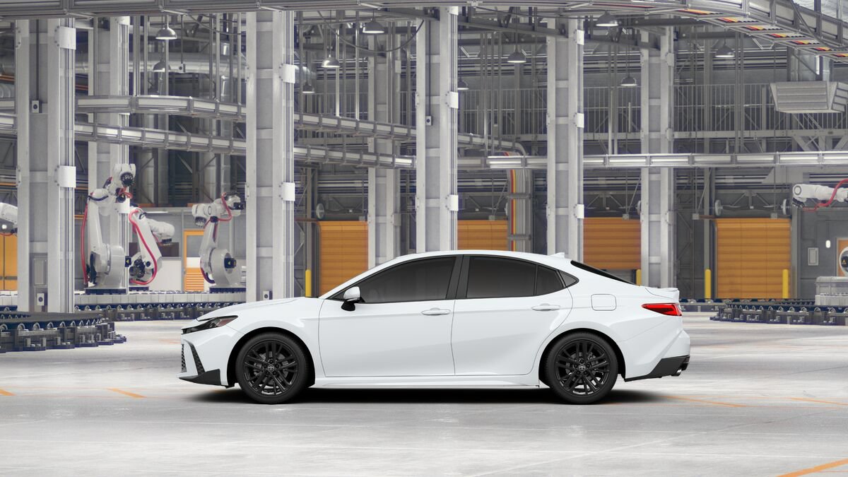 New 2027 Toyota Camry SE w/ Multimedia Upgrade Package FWD image 4
