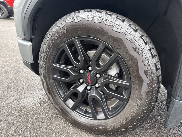 Used 2025 GMC Sierra 1500 Elevation image 17
