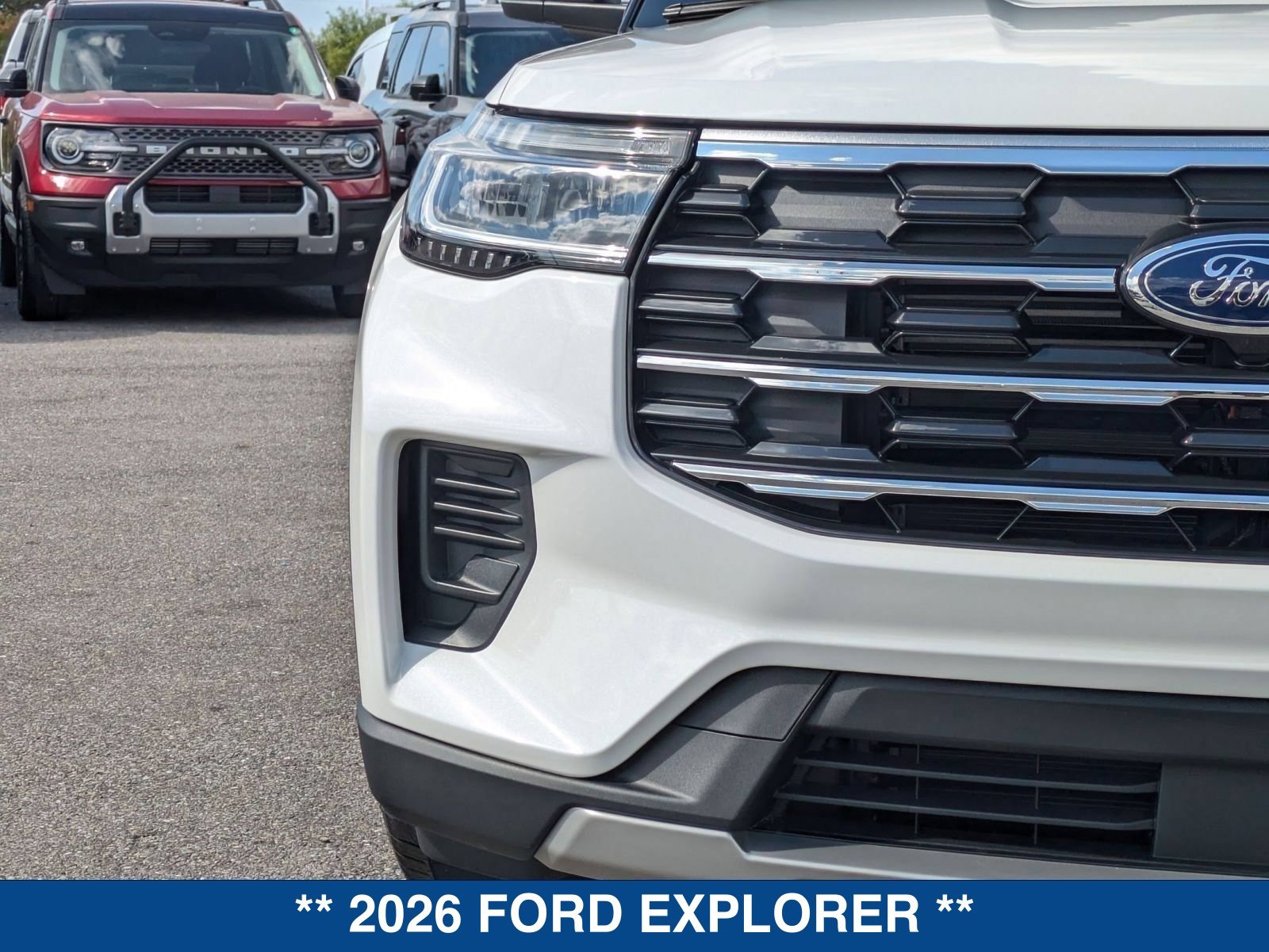 New 2026 Ford Explorer Active RWD image 11