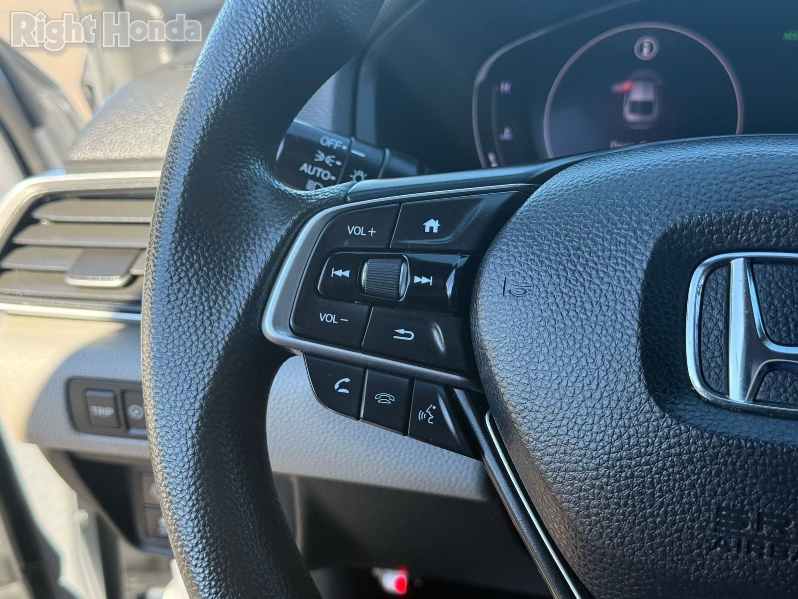 Used 2019 Honda Accord EX image 16