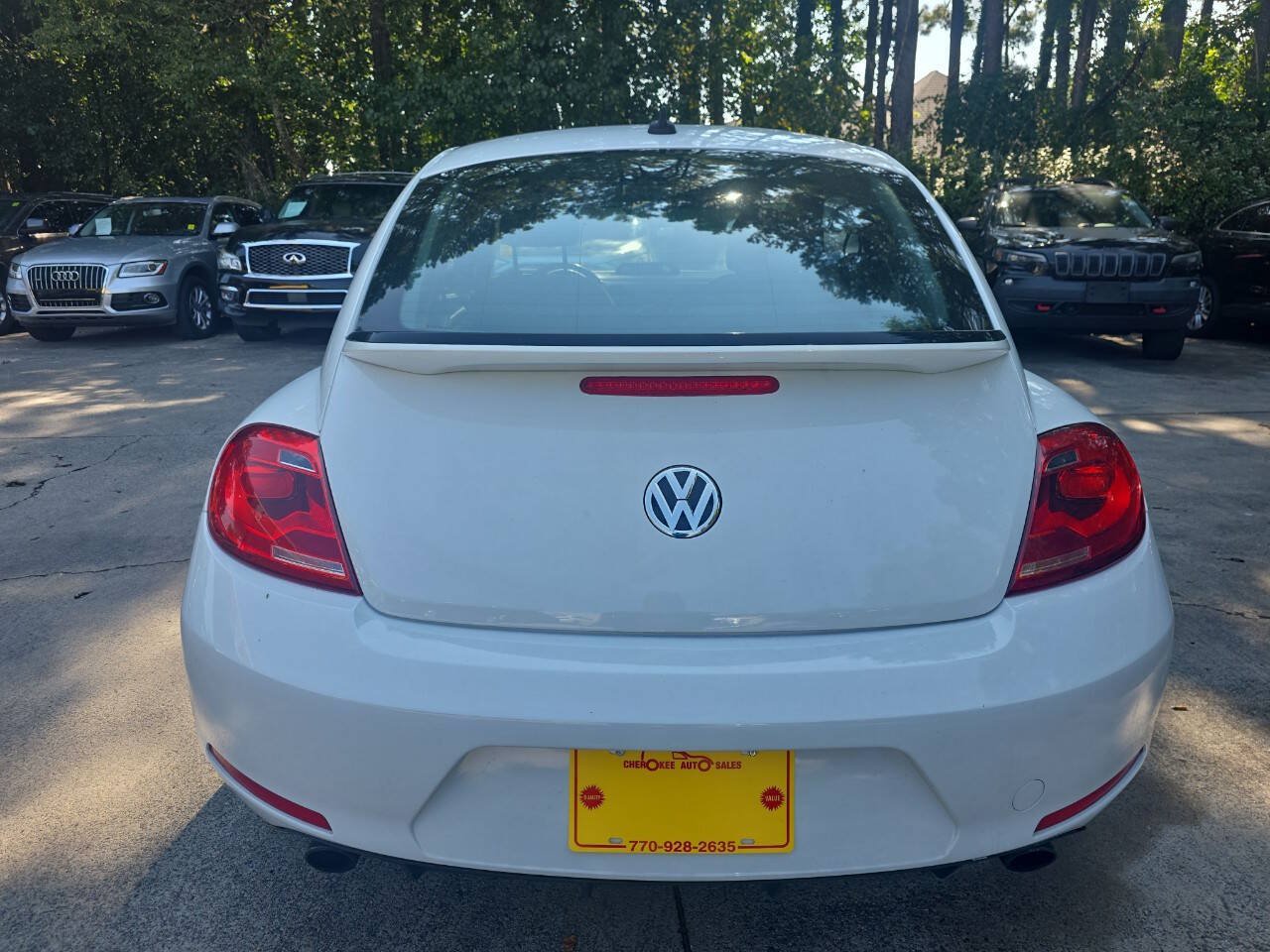 Used 2014 Volkswagen Beetle R-Line FWD image 5