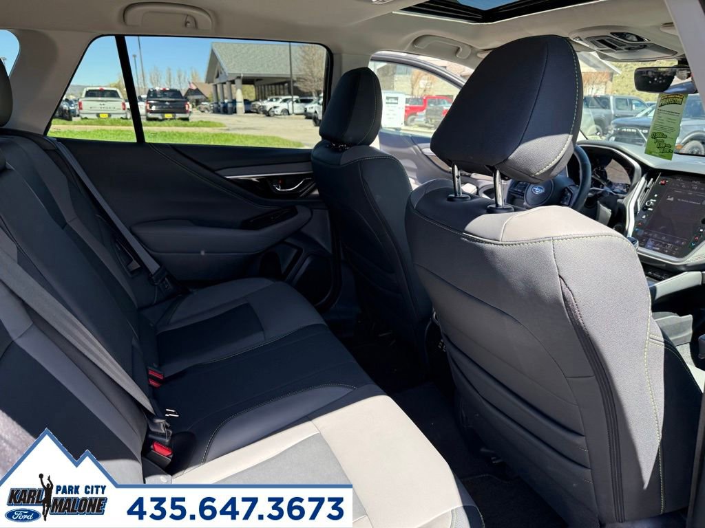 Used 2025 Subaru Outback Onyx Edition AWD/4WD image 34