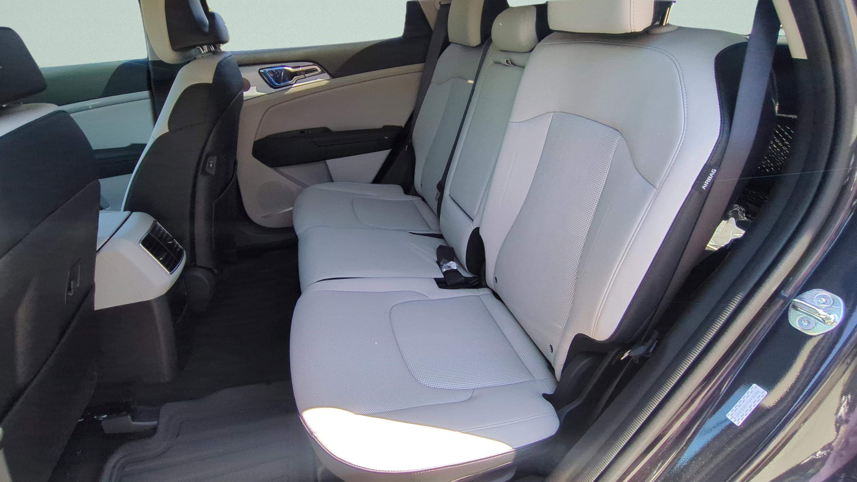 New 2026 Kia Sportage EX FWD image 9