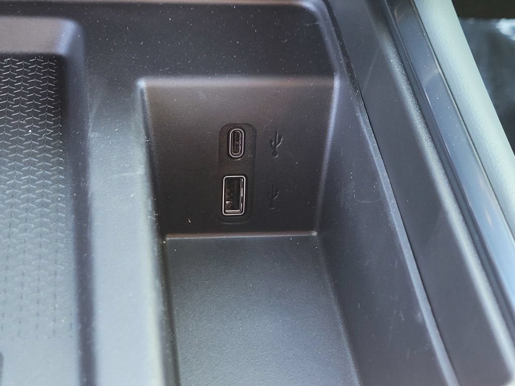 New 2026 GMC Acadia AT4 AWD/4WD image 17