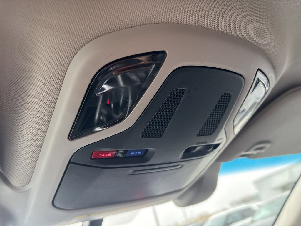 Used 2020 Subaru Outback Limited w/ Popular Package #2 image 23