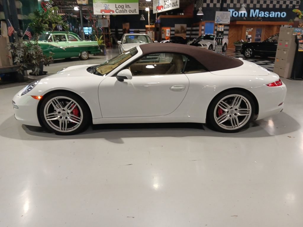 Used 2014 Porsche 911 Carrera 4S AWD/4WD image 12
