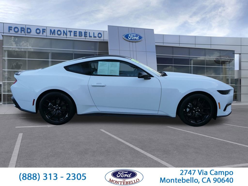 Used 2026 Ford Mustang Coupe image 2