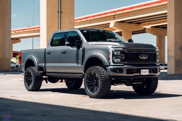 New 2026 Ford F250 Lariat w/ Black Appearance Package AWD/4WD image 1