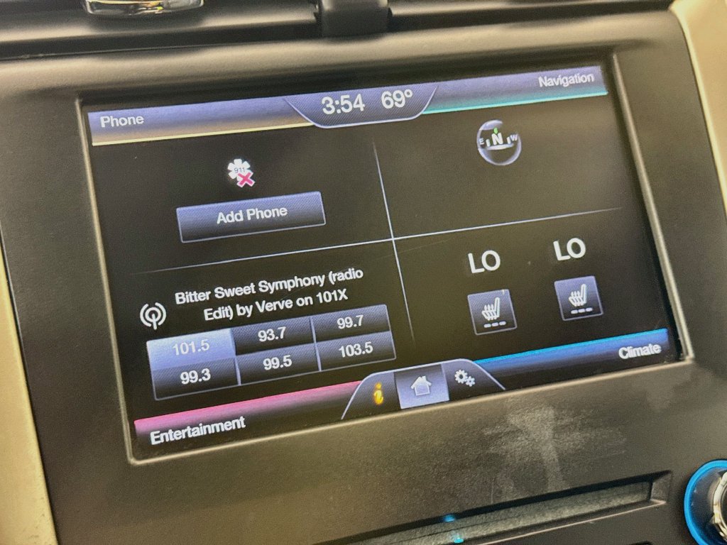 Used 2016 Ford Fusion SE w/ Equipment Group 202A AWD/4WD image 16