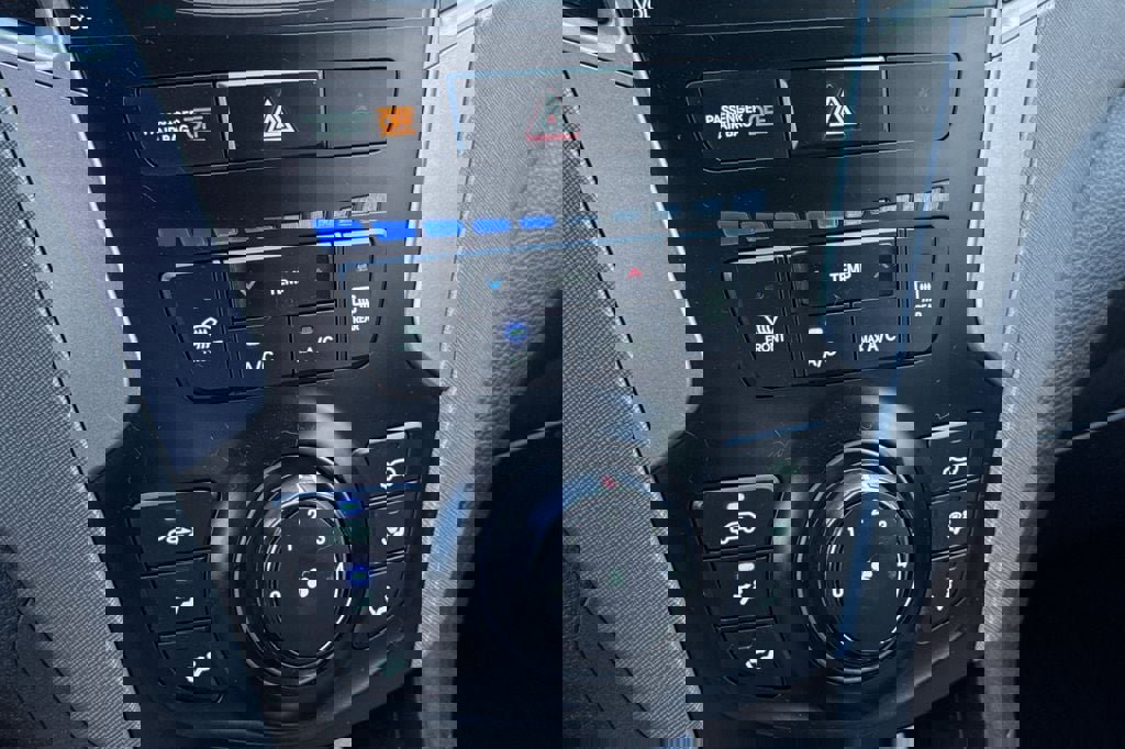 Used 2014 Hyundai Santa Fe Sport image 16