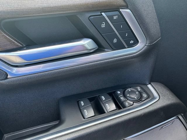 Used 2024 Chevrolet Silverado 3500 High Country w/ High Country Premium Package AWD/4WD image 21