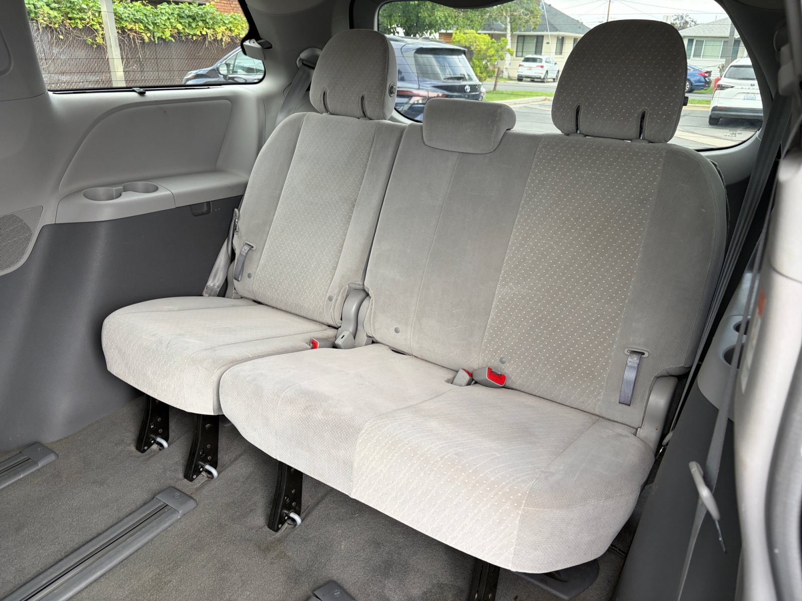 Used 2018 Toyota Sienna LE AWD/4WD image 25