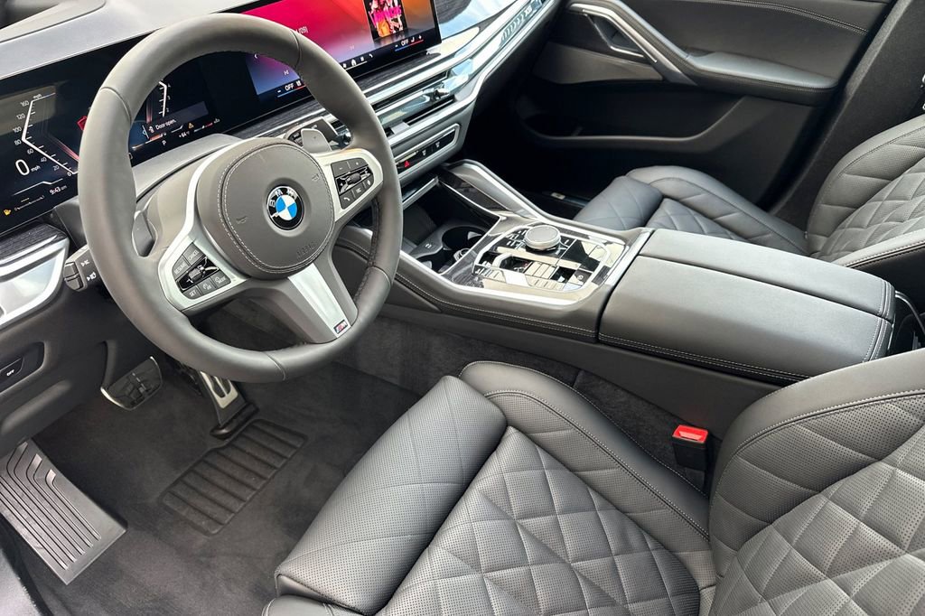New 2026 BMW X6 xDrive40i w/ Climate Comfort Package image 9