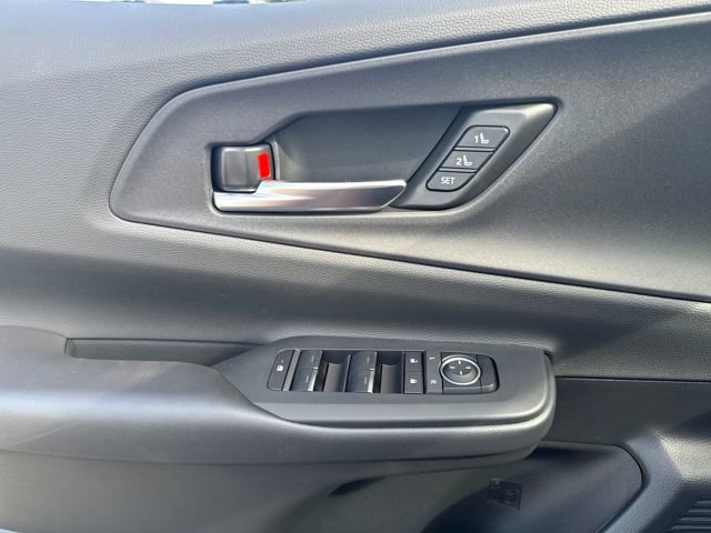 Used 2026 Toyota Prius Plug-In Hybrid image 17