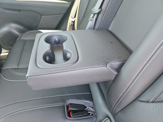 Used 2023 Buick Envision Essence FWD image 14