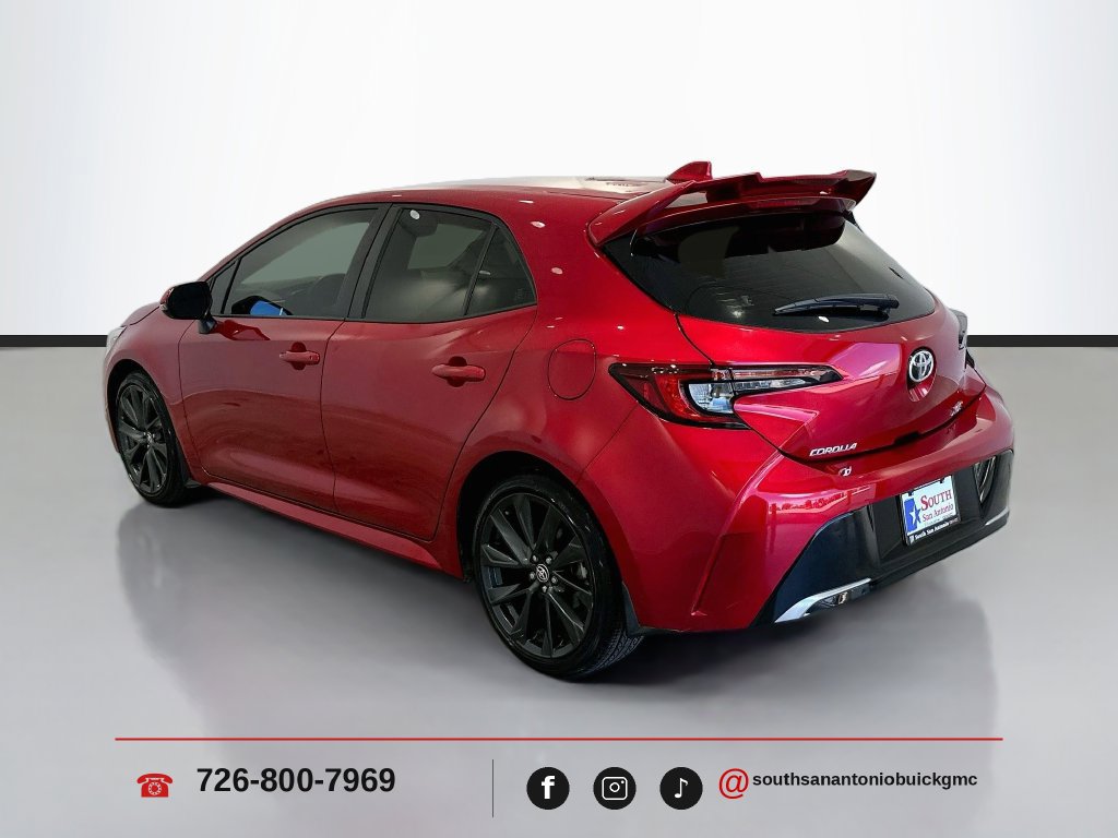Used 2025 Toyota Corolla XSE FWD image 6
