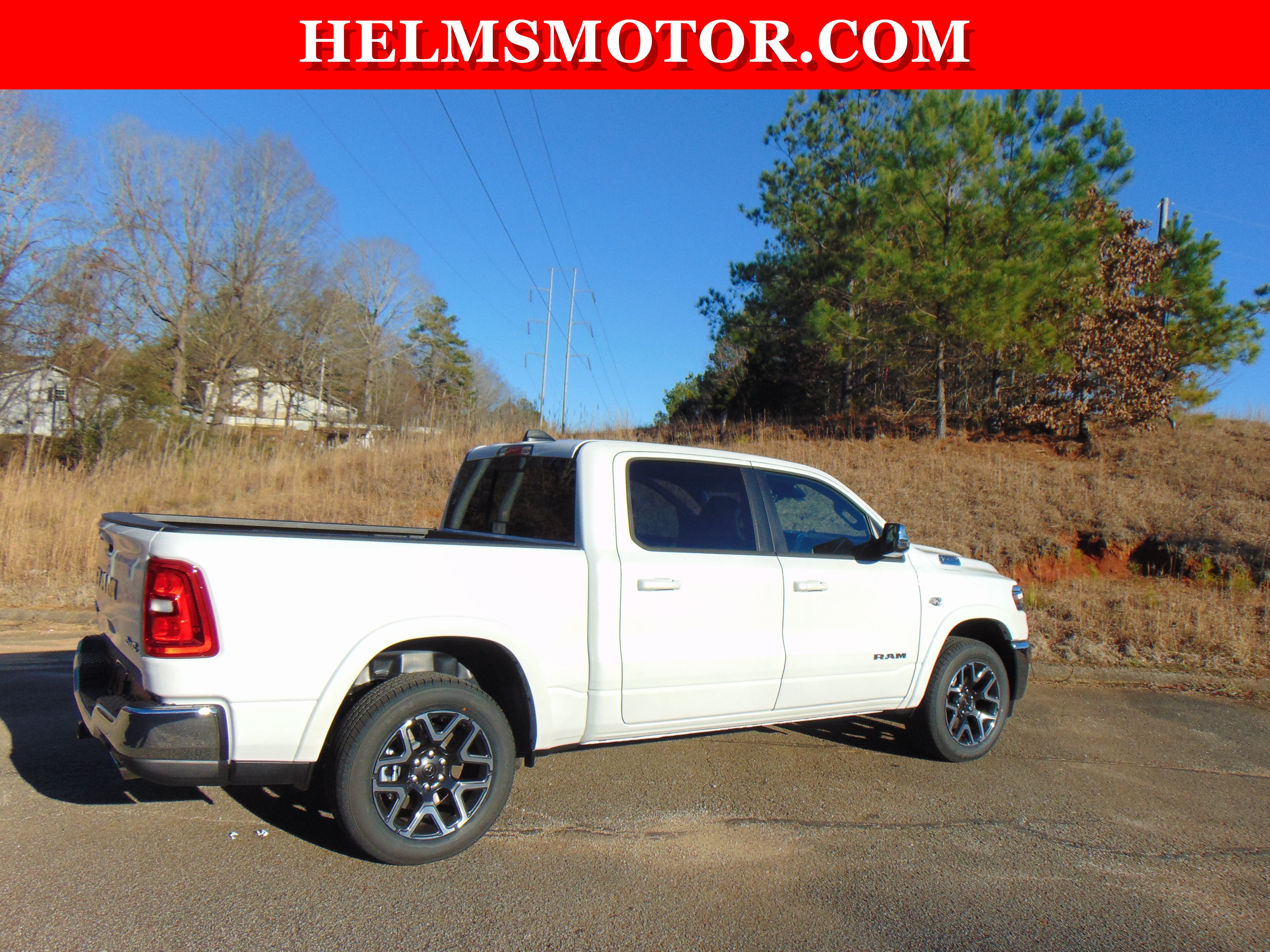 New 2026 RAM 1500 Laramie AWD/4WD image 18