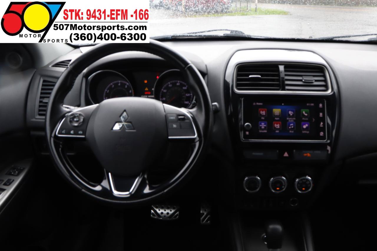 Used 2018 Mitsubishi Outlander Sport SEL AWD/4WD image 17