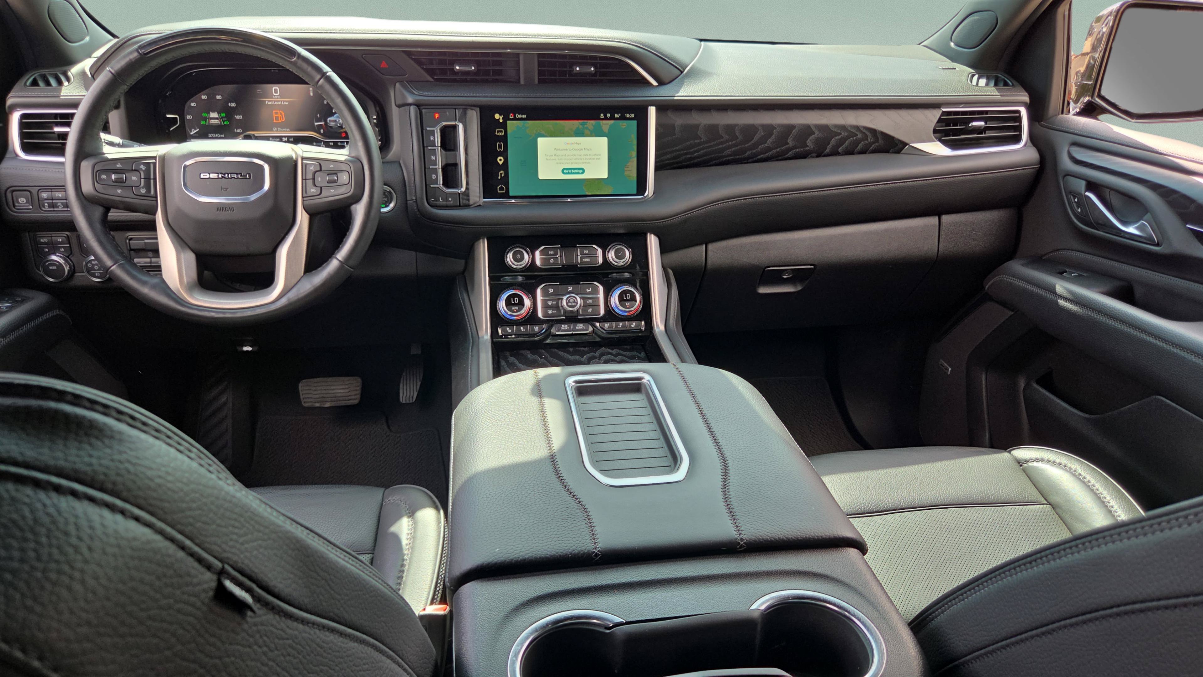 Certified 2024 GMC Yukon XL Denali w/ Advanced Technology Package AWD/4WD image 12