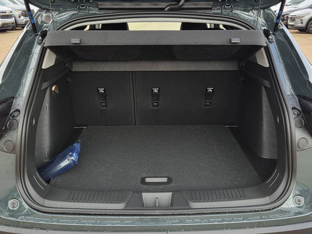 New 2026 Chevrolet Trax LT FWD image 25