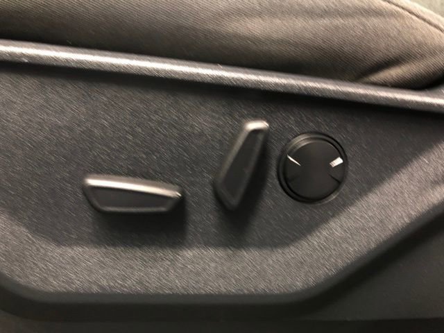 Certified 2022 Ford F150 XLT w/ Equipment Group 302A High image 29