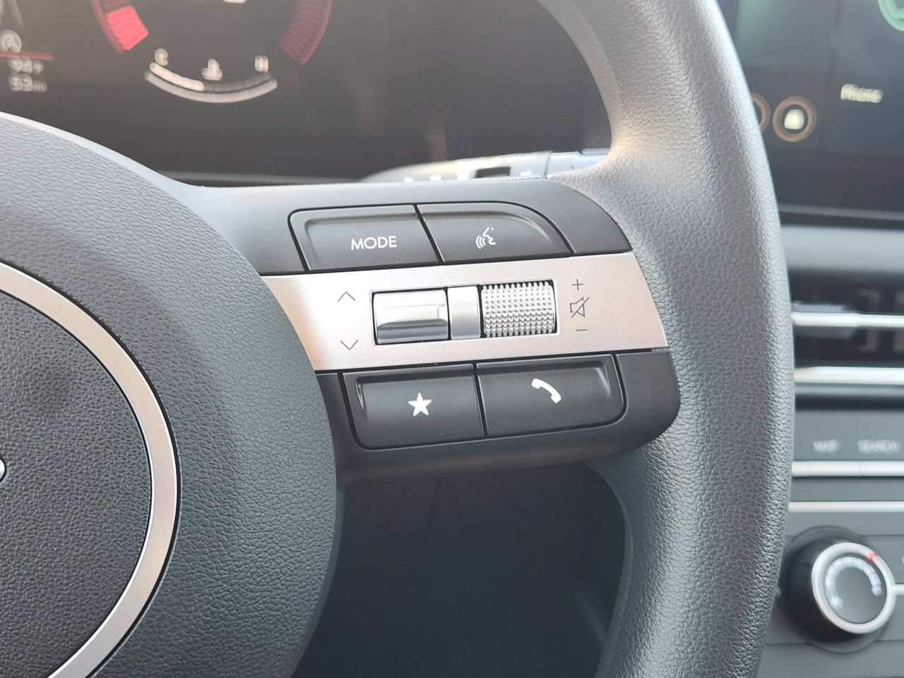 Certified 2026 Hyundai Tucson SE FWD image 28